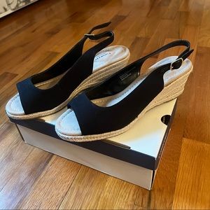 St. John’s Bay Black Slingback Adjustable Wedge Sandals Memory Foam